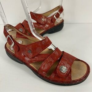 Finn Comfort Gomera Red Lizard Print Leather Orthopedic Sandals 37